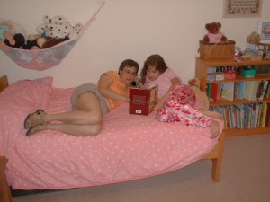 ellie and elaine reading